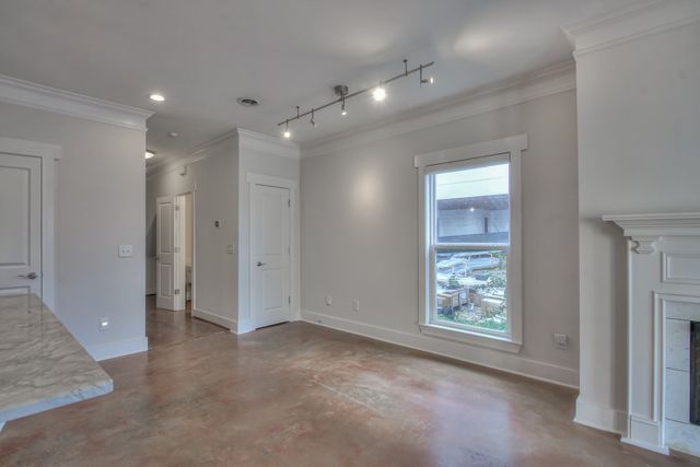 1319 Pillow St, Nashville, TN 37203