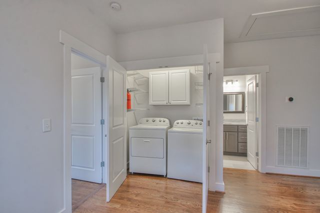 1319 Pillow St, Nashville, TN 37203