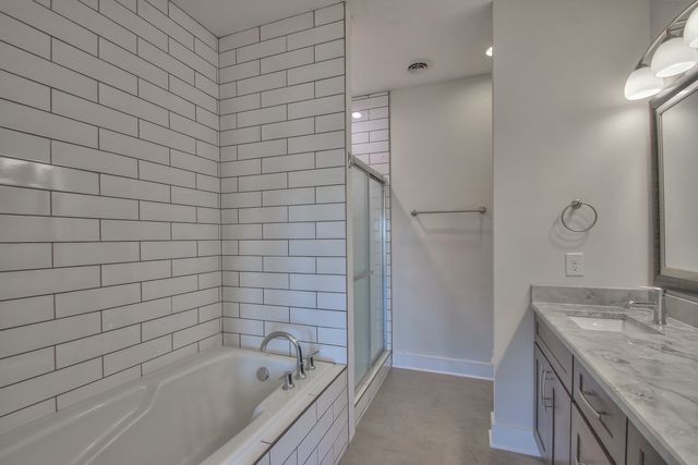 1319 Pillow St, Nashville, TN 37203