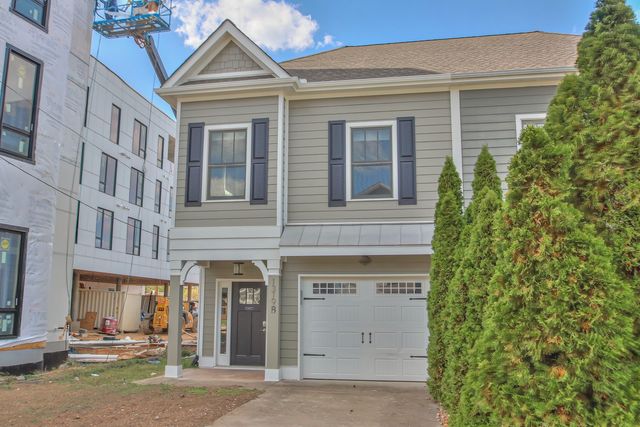 1319 Pillow St, Nashville, TN 37203