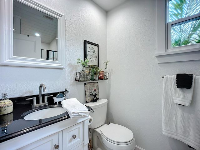 216 MURRAY STREET, New Smyrna Beach, FL 32168