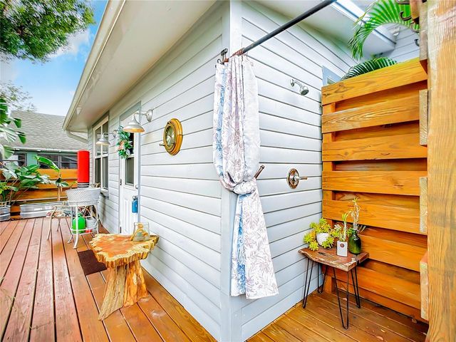 216 MURRAY STREET, New Smyrna Beach, FL 32168