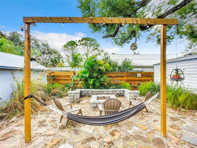 216 MURRAY STREET, New Smyrna Beach, FL 32168