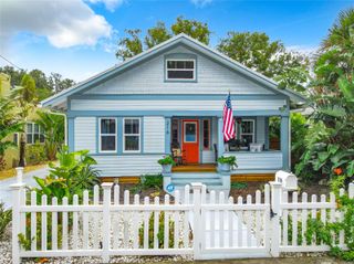 216 MURRAY STREET, New Smyrna Beach, FL 32168