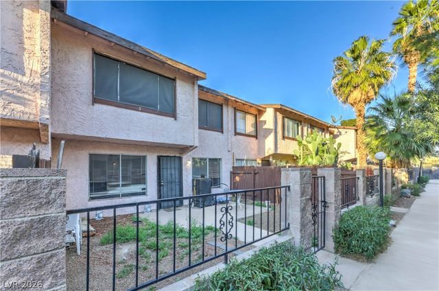 4338 Caliente Street 5, Las Vegas, NV 89119