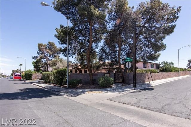 4338 Caliente Street 5, Las Vegas, NV 89119