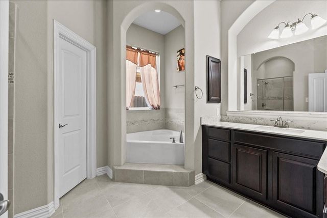 2414 Trocadero Lane, League City, TX 77573