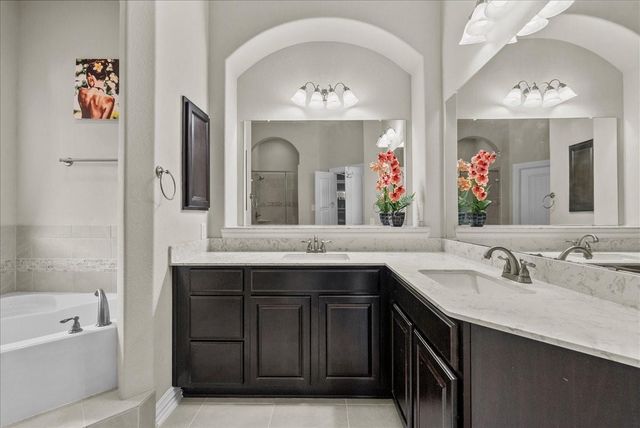 2414 Trocadero Lane, League City, TX 77573