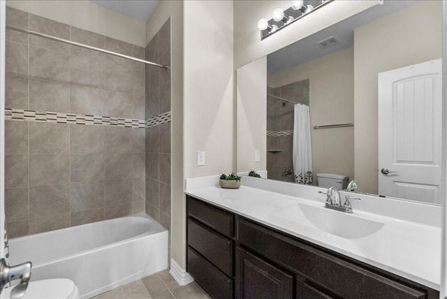 2414 Trocadero Lane, League City, TX 77573