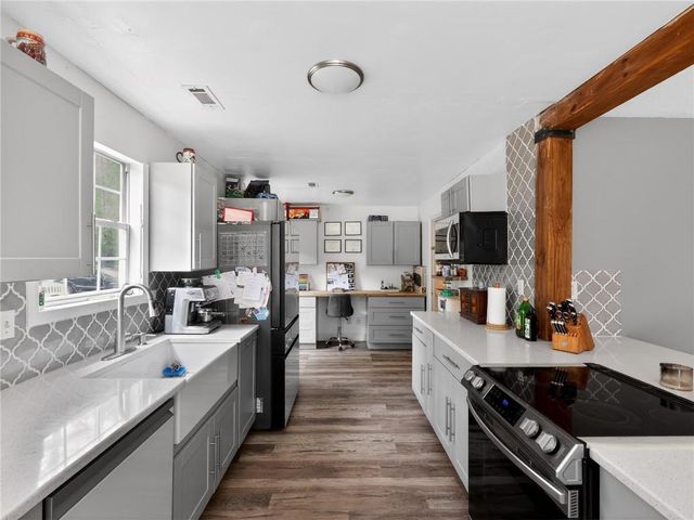 120 Parker Drive, Mcdonough, GA 30253