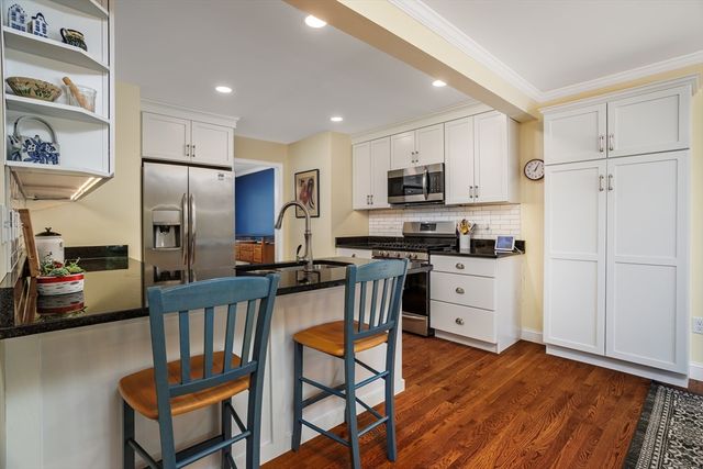 21 Joslin Street, Leominster, MA 01453