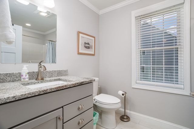 21 Joslin Street, Leominster, MA 01453