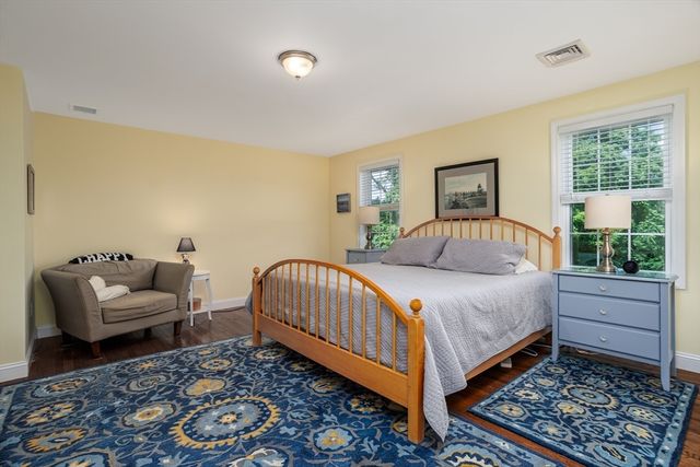 21 Joslin Street, Leominster, MA 01453