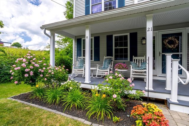 21 Joslin Street, Leominster, MA 01453