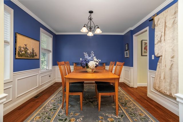 21 Joslin Street, Leominster, MA 01453