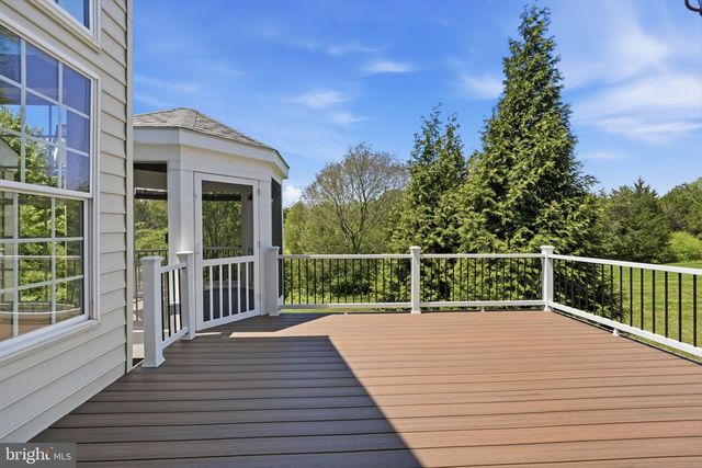 9038 MERLOT CT, Bristow, VA 20136