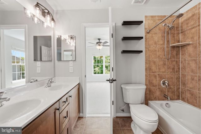 9038 MERLOT CT, Bristow, VA 20136