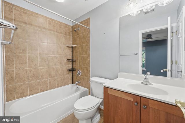 9038 MERLOT CT, Bristow, VA 20136