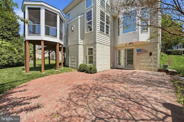 9038 MERLOT CT, Bristow, VA 20136