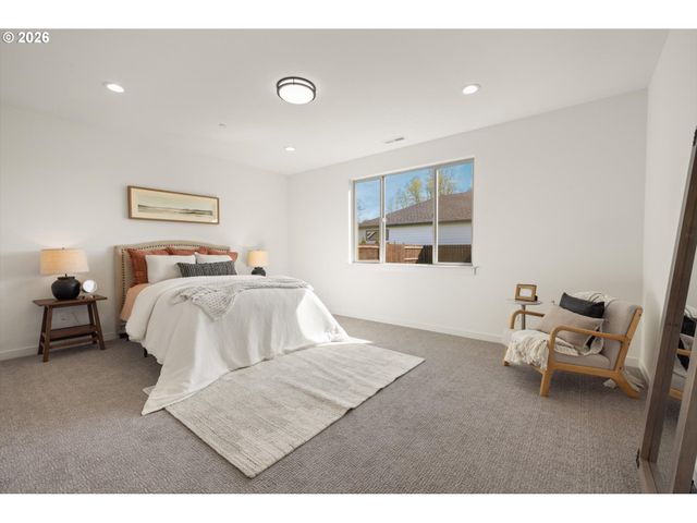 151 E AIREDALE Ave, La Center, WA 98629