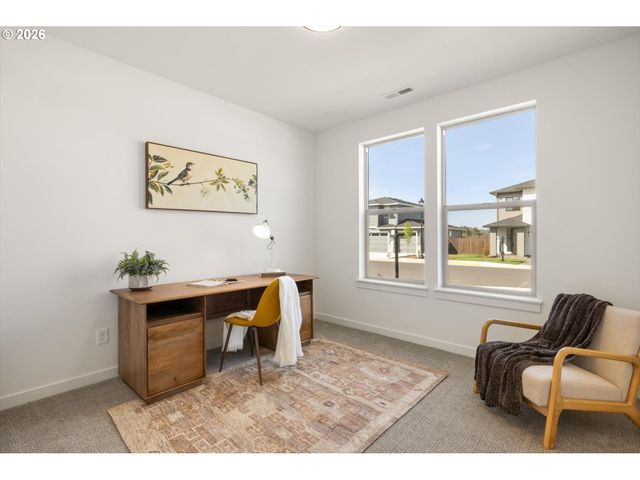 151 E AIREDALE Ave, La Center, WA 98629