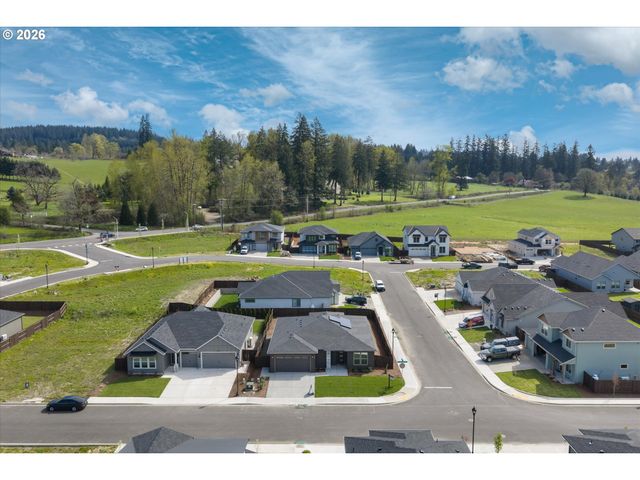 151 E AIREDALE Ave, La Center, WA 98629