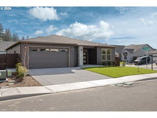 151 E AIREDALE Ave, La Center, WA 98629