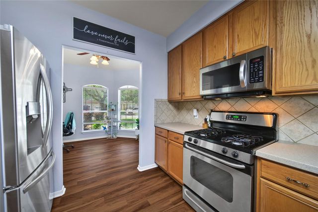 2327 Turnbury Elm Court, Spring, TX 77386