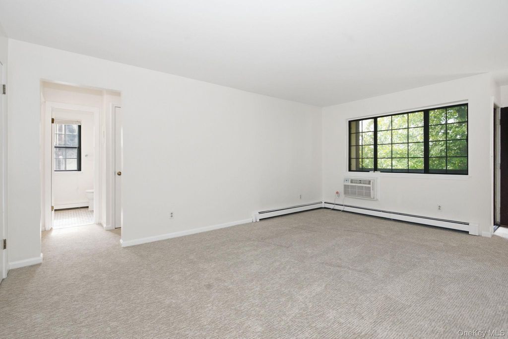 10 Foxwood Circle, Mount Kisco, NY 10549 — photo 3