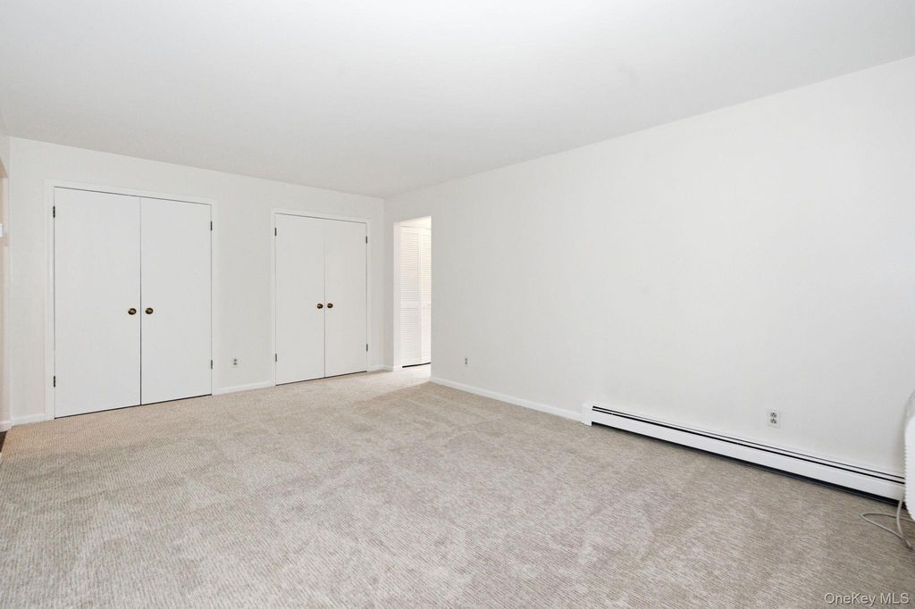 10 Foxwood Circle, Mount Kisco, NY 10549 — photo 4