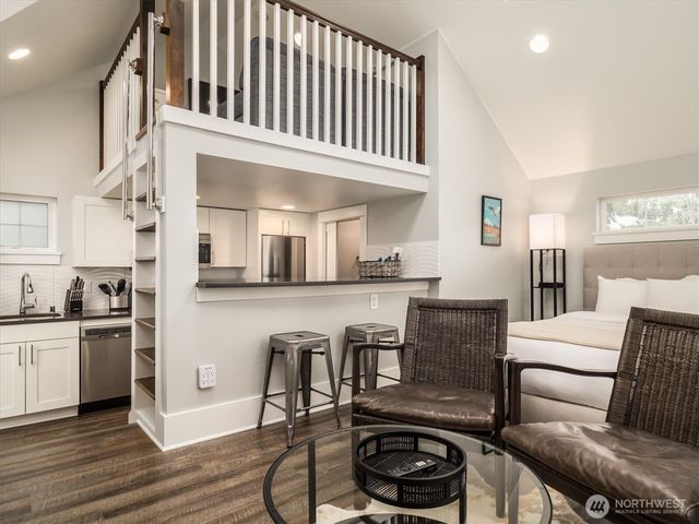 111 NE 63rd Street, Seattle, WA 98115