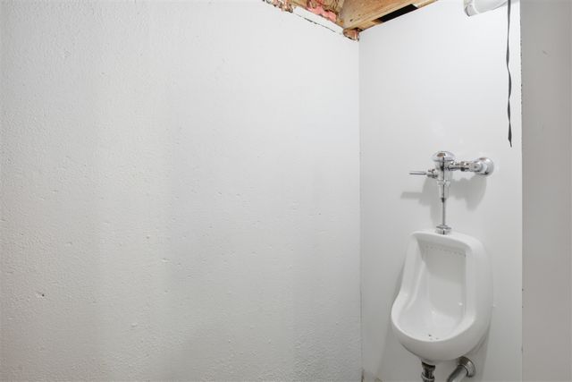 41942 Kentvale Drive, Clinton Township, MI 48038