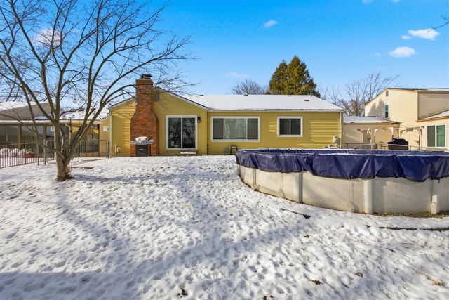 41942 Kentvale Drive, Clinton Township, MI 48038