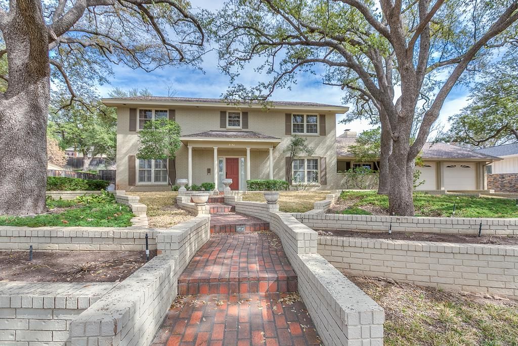Image 1 of property listing at 2332 Sul Ross St, San Angelo, TX 76904