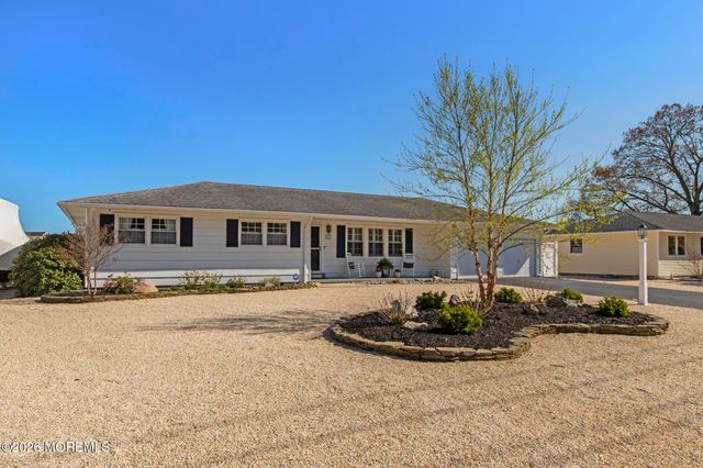 56 Atlantis Boulevard, Little Egg Harbor, NJ 08087