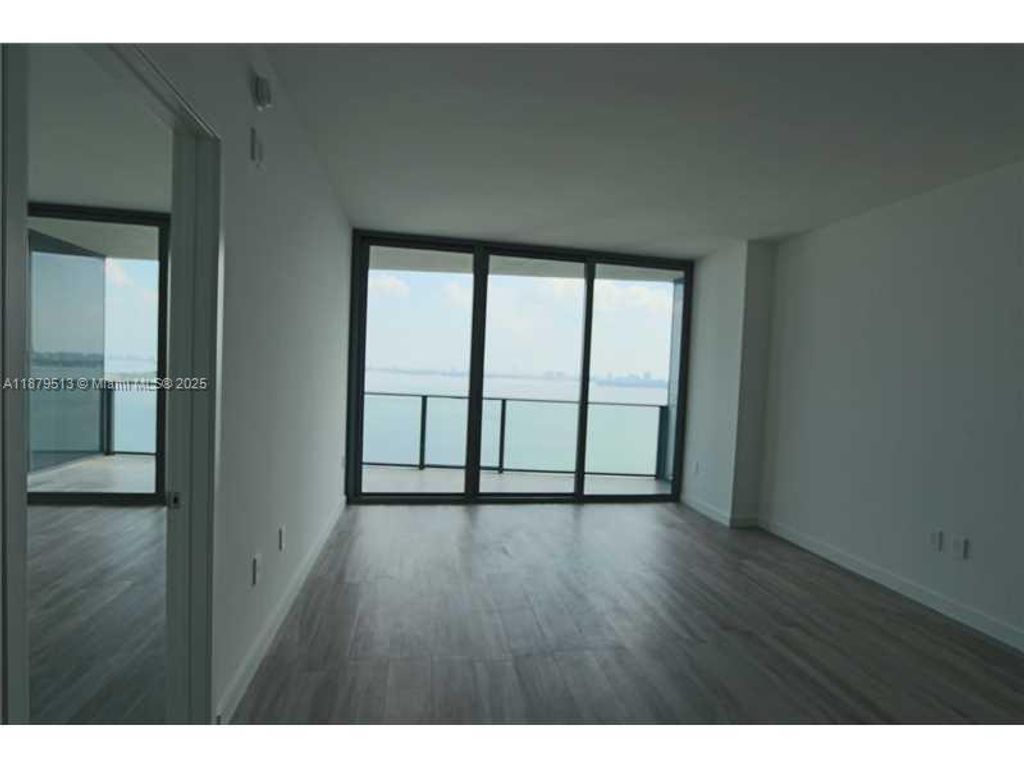 460 NE 28 ST 3004, Miami, FL 33137