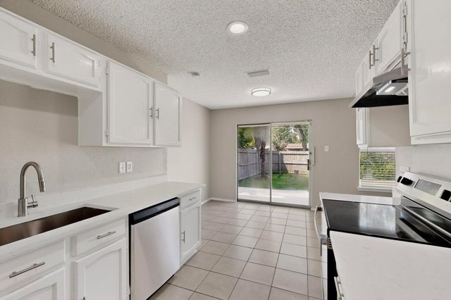 707 Shadybrook Lane, Seagoville, TX 75159