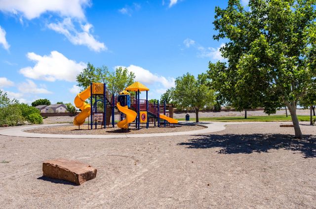 524 Medina Meadows Drive NE, Rio Rancho, NM 87144