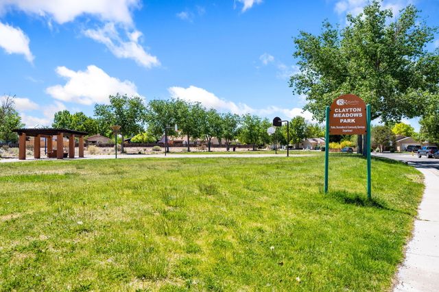 524 Medina Meadows Drive NE, Rio Rancho, NM 87144