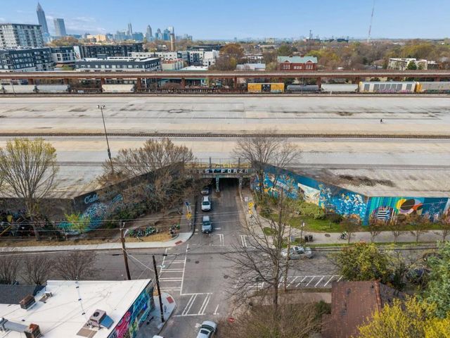 32 Walthall Street NE A, Atlanta, GA 30307