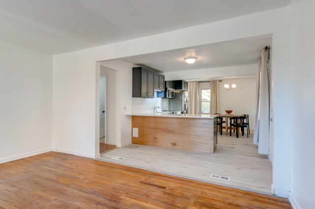 1312 Lenore St, Nashville, TN 37206