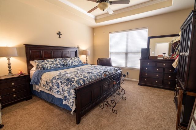 402 Heatherton Hill Drive, Rosenberg, TX 77469