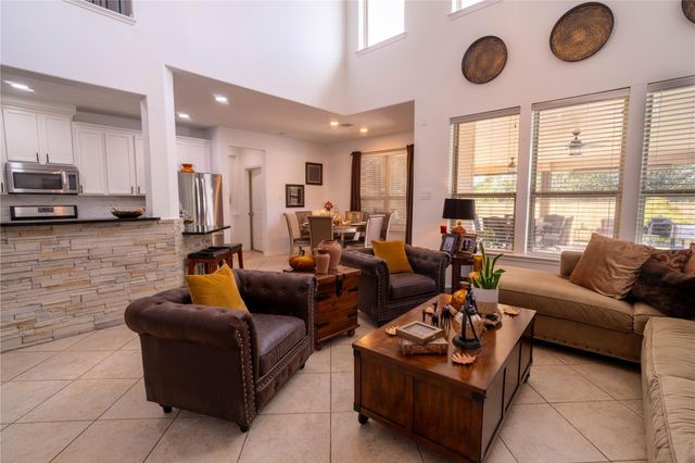 402 Heatherton Hill Drive, Rosenberg, TX 77469