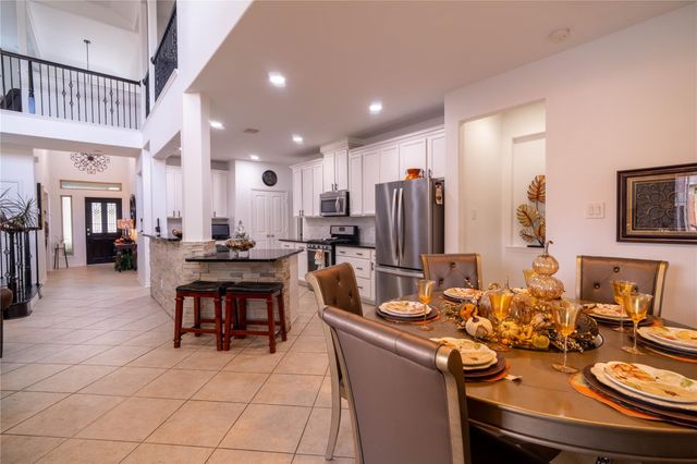 402 Heatherton Hill Drive, Rosenberg, TX 77469