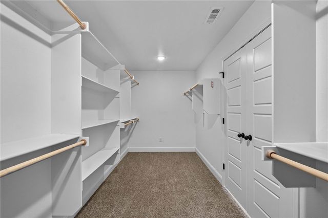 2201 Hay Meadows Street, Springdale, AR 72762