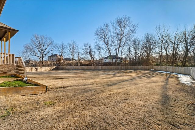 2201 Hay Meadows Street, Springdale, AR 72762