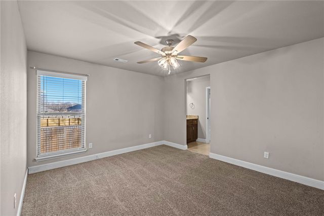 2201 Hay Meadows Street, Springdale, AR 72762