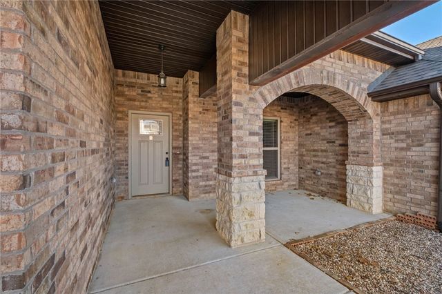 2201 Hay Meadows Street, Springdale, AR 72762