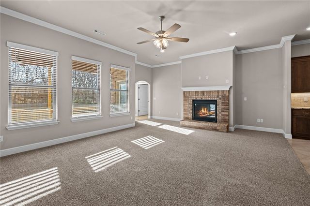 2201 Hay Meadows Street, Springdale, AR 72762