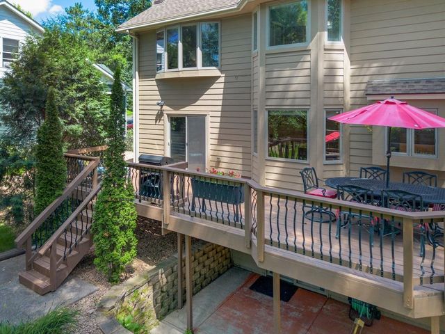 467 Glenmar Avenue, Mahtomedi, MN 55115